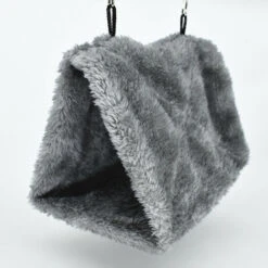 Perroquet Nid D'Oiseau Animal Nid D'hiver Hiver Chaud Hamac Cabane Pendaison De Peluche Suspendu Cage Pour Parrot Perruche Calopsitte Amazones Cacatoès Canari Cage Jouet ( Grigio) 6 Perroquet Nid D'Oiseau Animal Nid D'hiver Hiver Chaud Hamac Cabane Pendaison De Peluche Suspendu Cage Pour Parrot Perruche Calopsitte Amazones Cacatoès Canari Cage Jouet ( Grigio) -Elrincon del Jardin Tienda 75332407 3